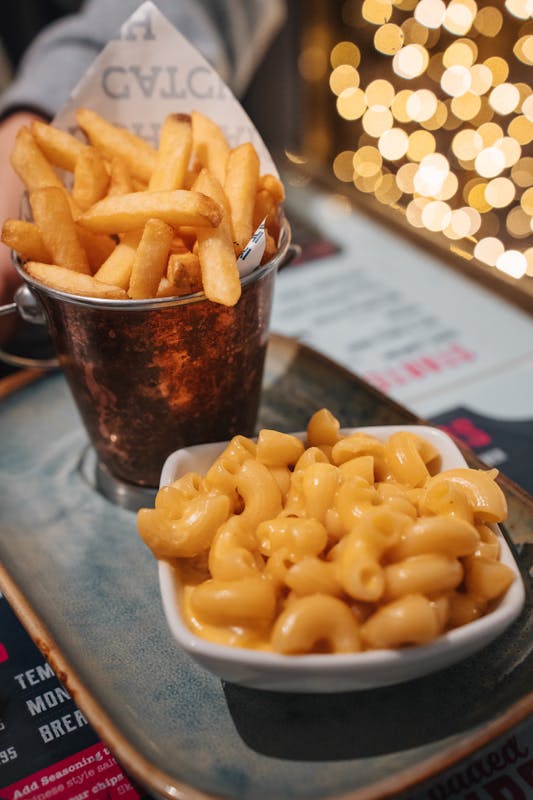 Creamy mac and cheese in bowl